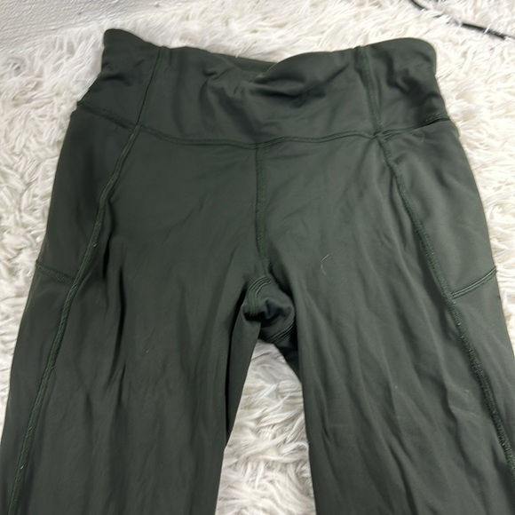 Lululemon Final Lap Crop *23" Evergreen - Picture 2 of 7